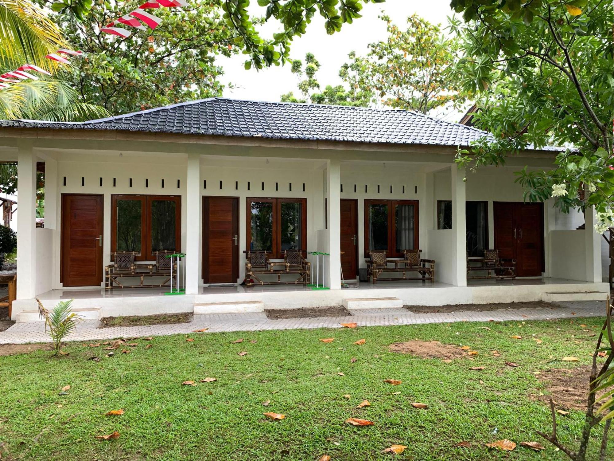 Gino'S Place - Guest House & Jungle Trekking Bukit Lawang Dış mekan fotoğraf
